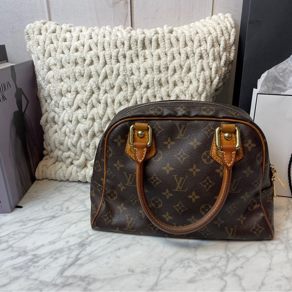 Louis Vuitton Monogram Manhattan PM - Picture 2 of 11